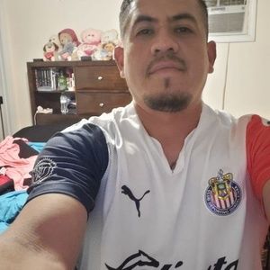 Meet your Posher, Jo ly